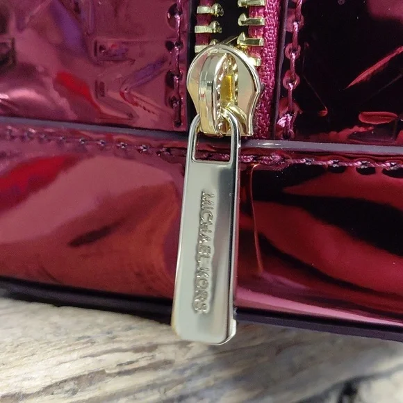 ❤️Michael Kors Shiny Red Travel Cosmetic Case Nwt❤️ - Picture 8 of 11